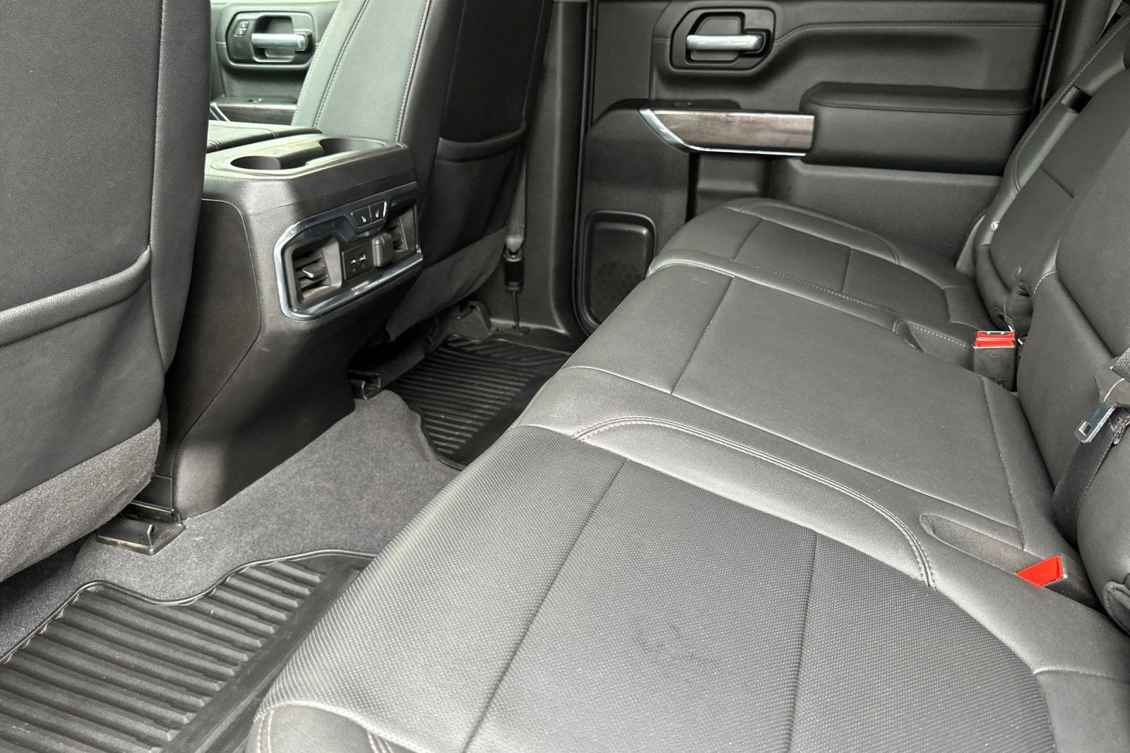 Used 2021 Chevrolet Silverado 2500 LTZ w/ LTZ Plus Package image 13