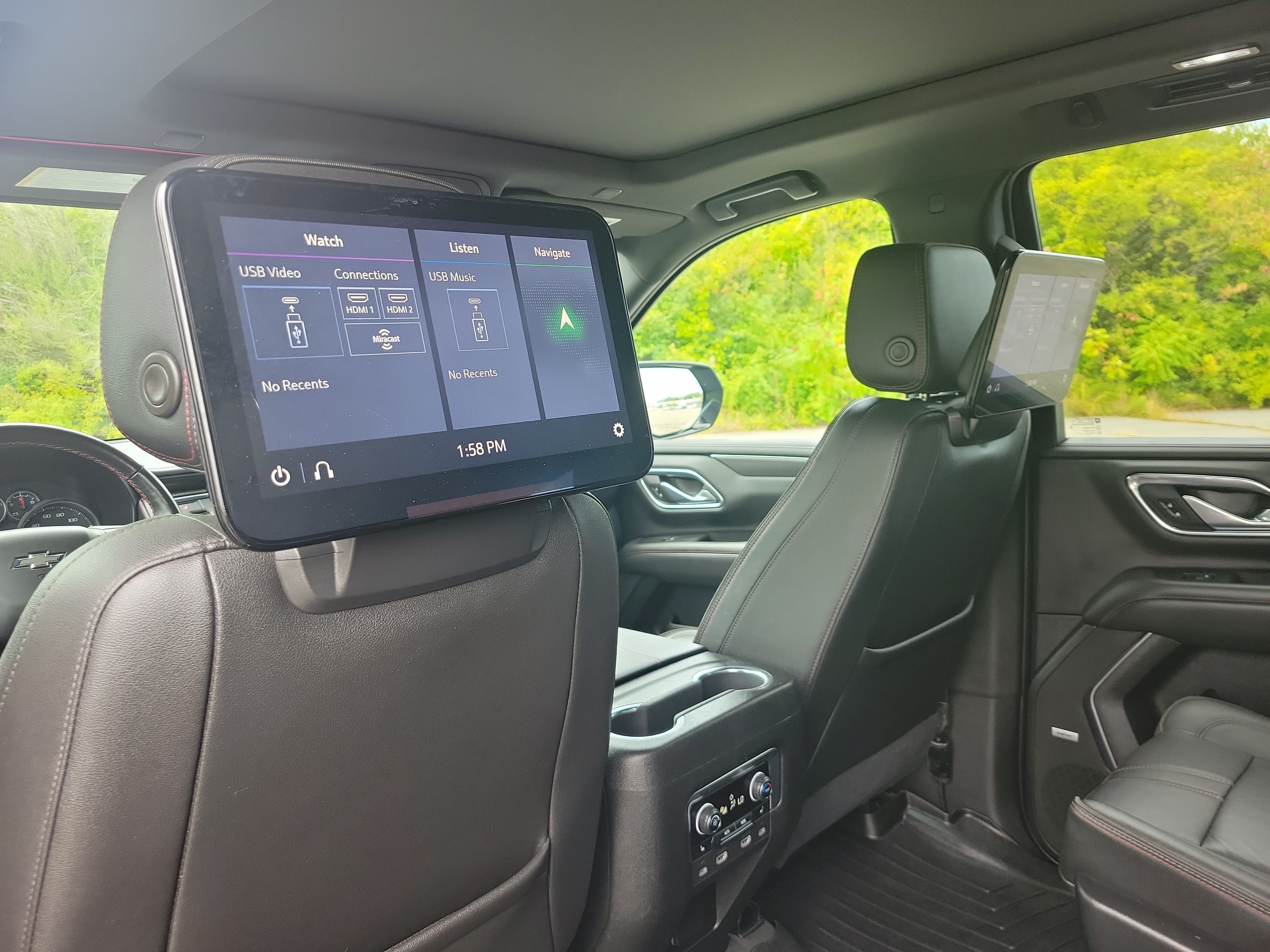 Used 2021 Chevrolet Tahoe RST w/ Luxury Package AWD/4WD image 31