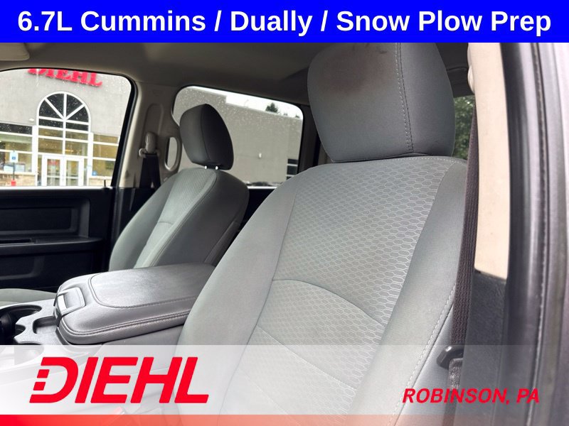 Used 2018 RAM 3500 Tradesman w/ Chrome Appearance Group AWD/4WD image 21