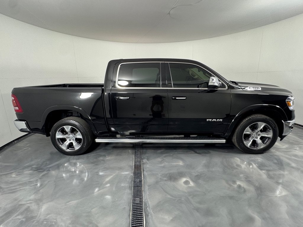 Used 2019 RAM 1500 Laramie AWD/4WD image 4