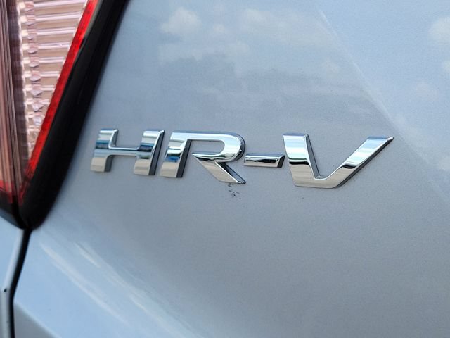 Used 2018 Honda HR-V LX image 8