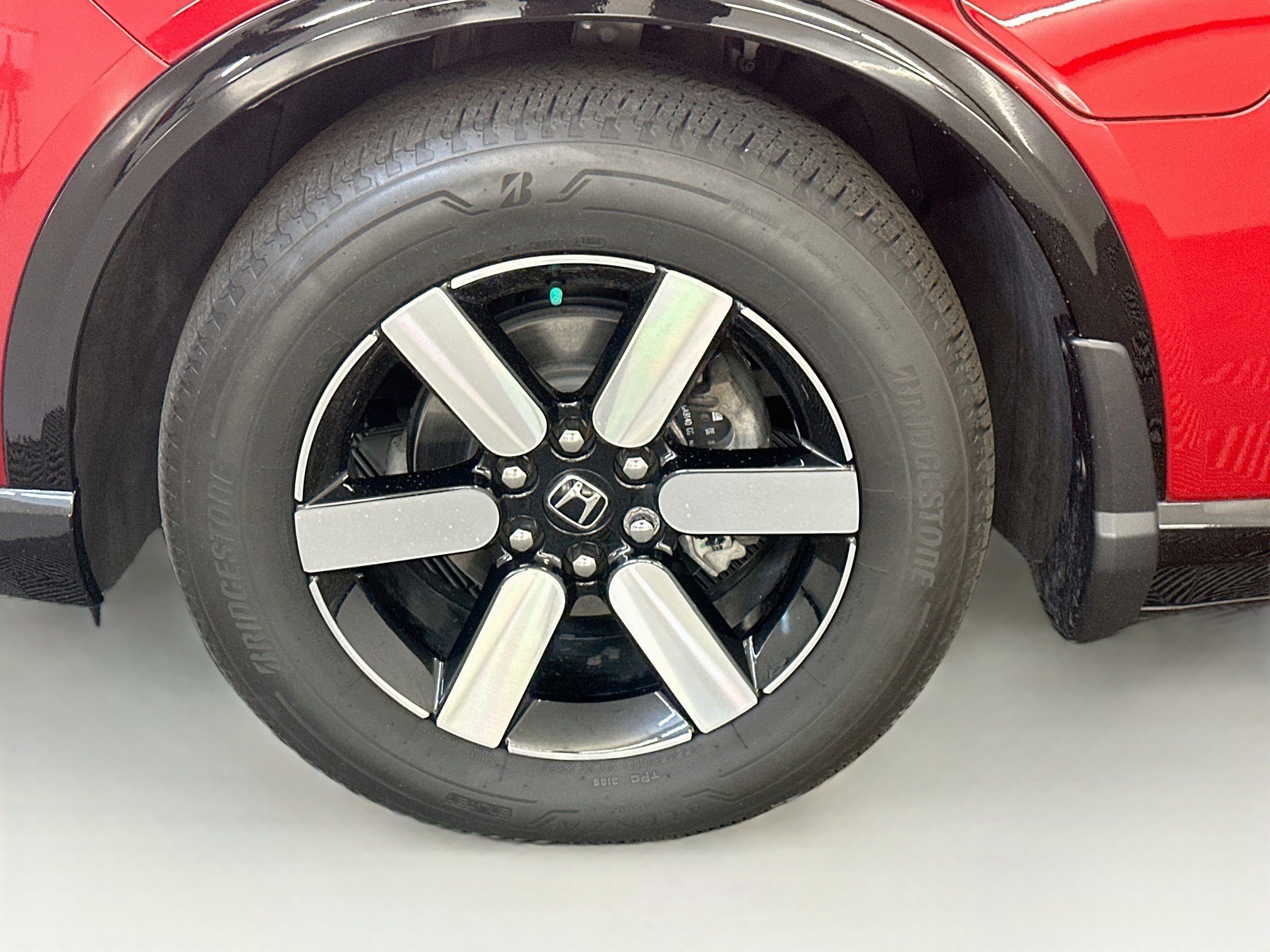 Used 2024 Honda Prologue Touring image 36