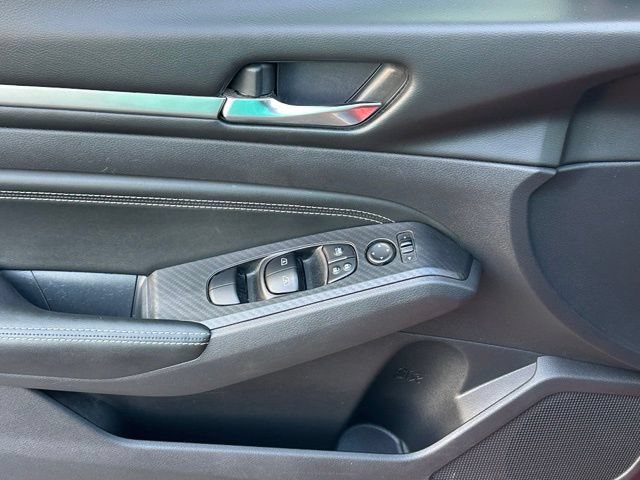 Used 2019 Nissan Altima 2.5 SV FWD image 18