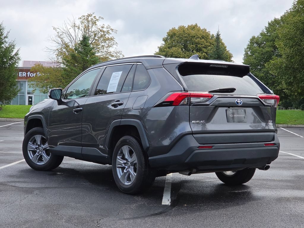 Used 2023 Toyota RAV4 XLE AWD/4WD image 20