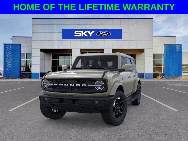 New 2025 Ford Bronco Outer Banks image 2