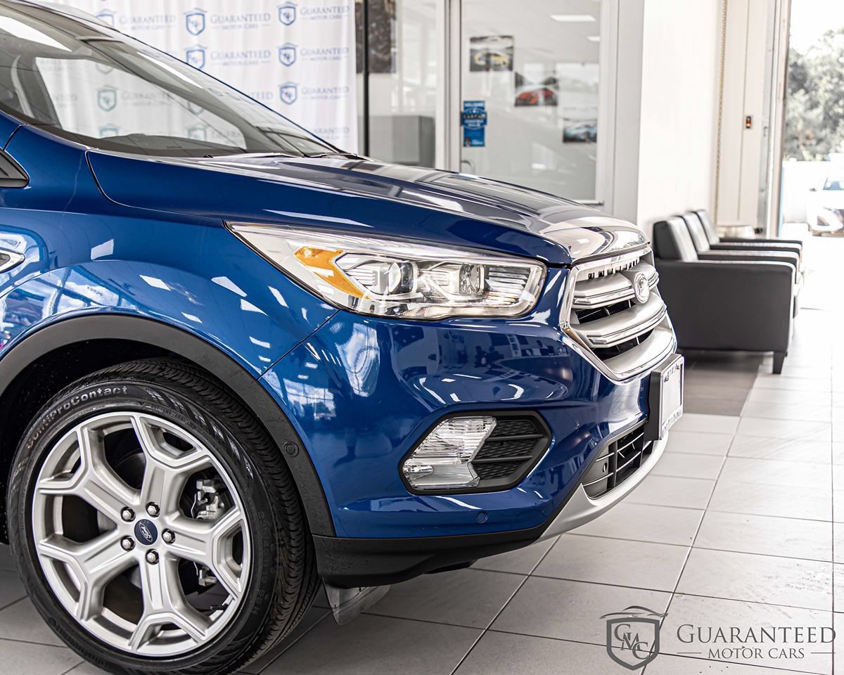 Used 2019 Ford Escape Titanium w/ U9j03 - Titanium Tow Package AWD/4WD image 4