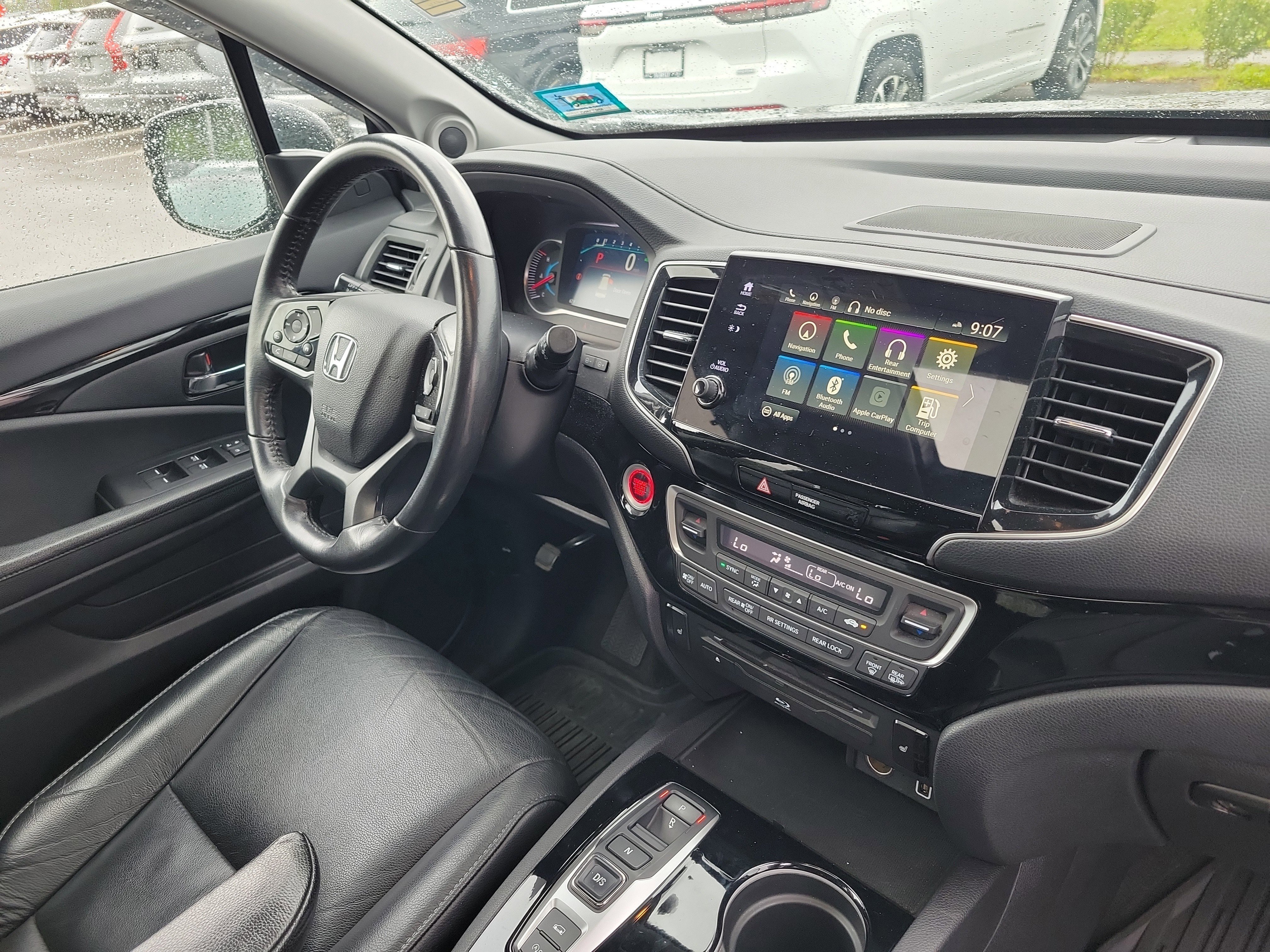 Used 2019 Honda Pilot Touring image 7
