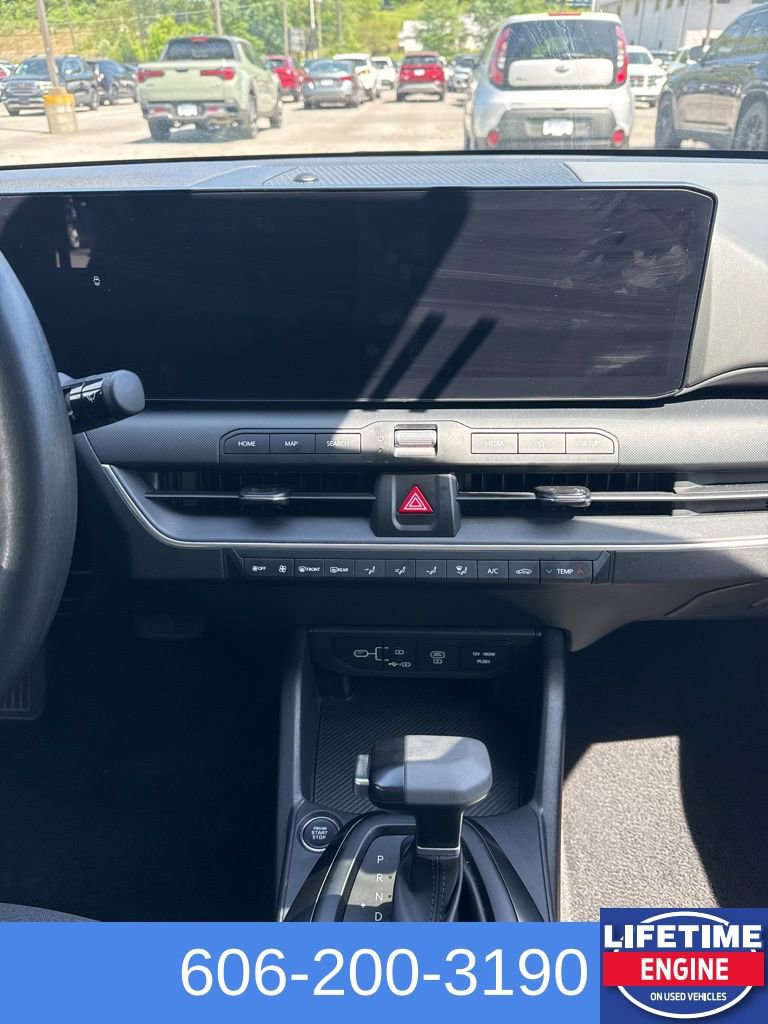 Used 2025 Kia K4 LXS FWD image 14
