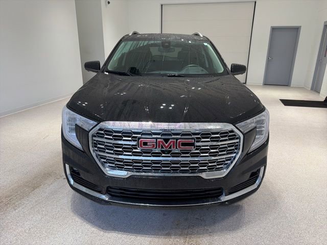 Certified 2024 GMC Terrain Denali w/ Black Diamond Edition image 2