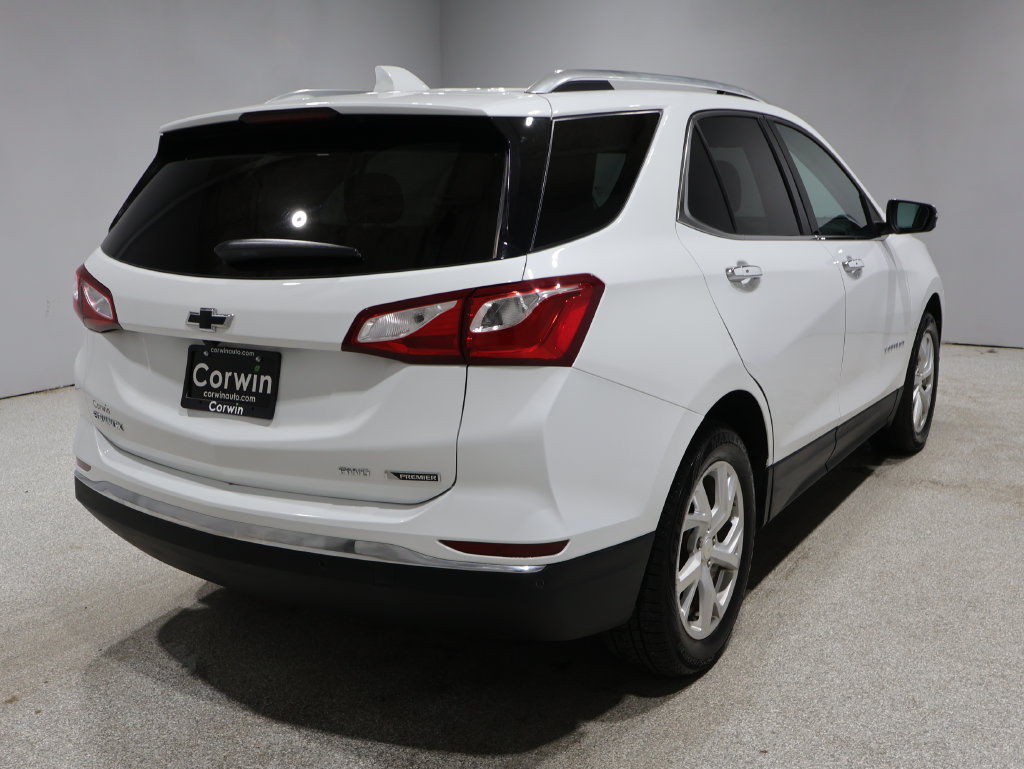 Used 2018 Chevrolet Equinox Premier w/ Premier True North Edition AWD/4WD image 2