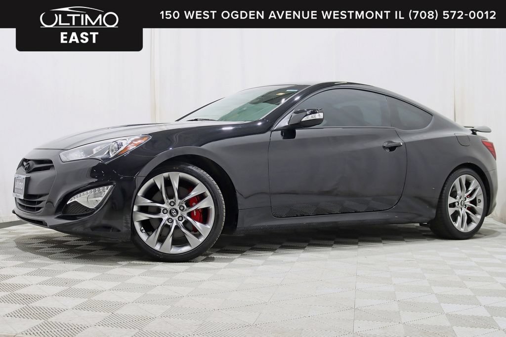 Used 2016 Hyundai Genesis Coupe 3.8 RWD image 1