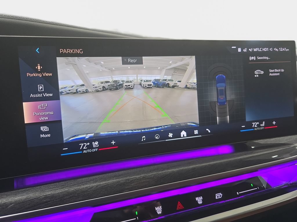 Certified 2023 BMW 760i xDrive AWD/4WD image 18