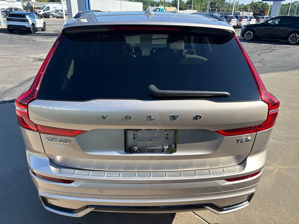 Certified 2025 Volvo XC60 T8 Ultra AWD/4WD image 7