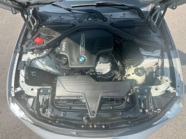 Used 2016 BMW 328i xDrive Sedan AWD/4WD image 28