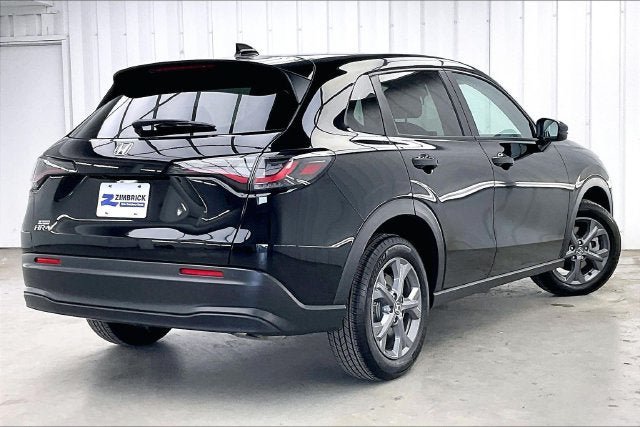 Certified 2027 Honda HR-V LX image 12