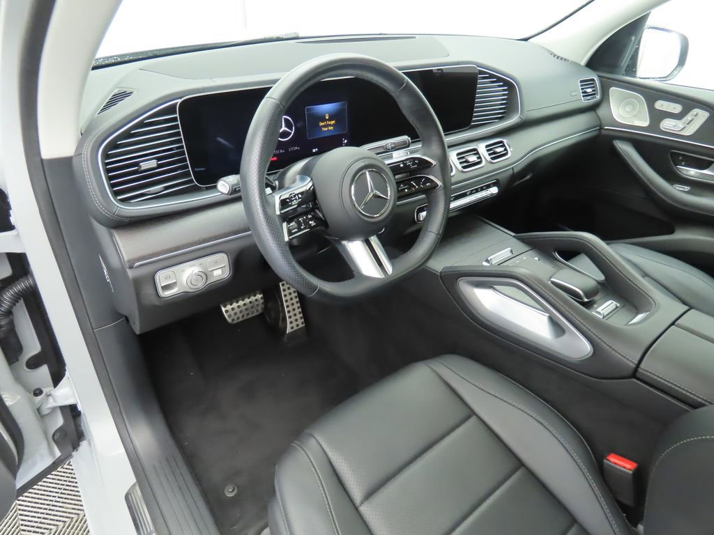 Used 2024 Mercedes-Benz GLS 450 GLS 450 image 9