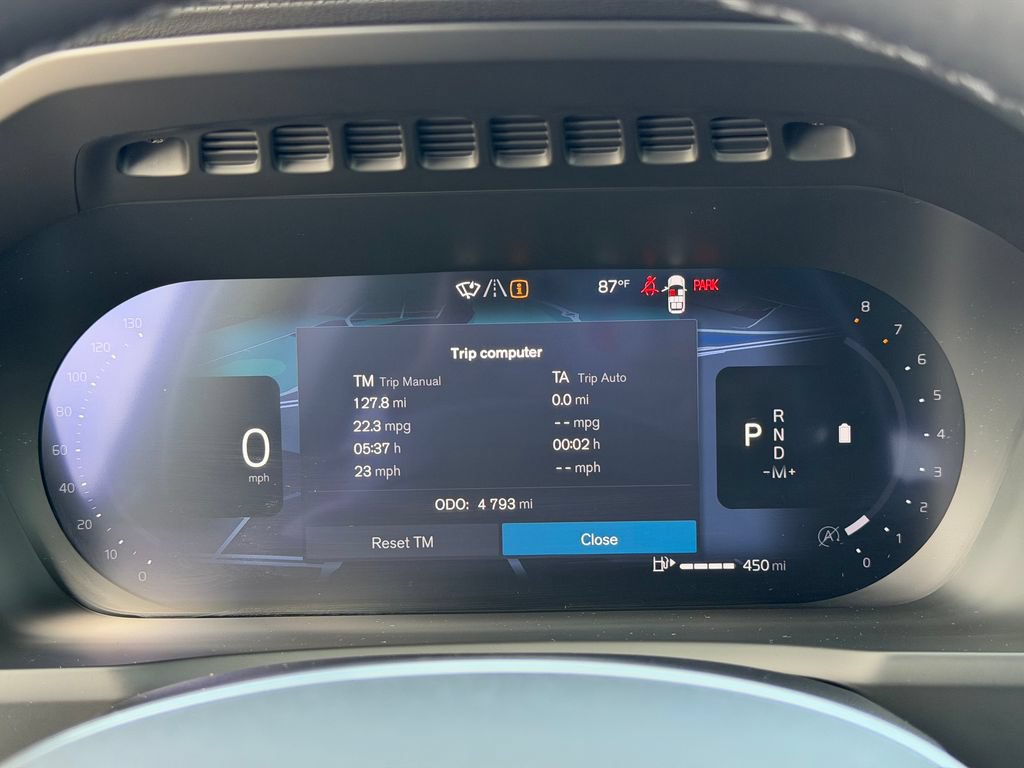 New 2026 Volvo XC90 B6 Plus w/ Protection Package Premier AWD/4WD image 19