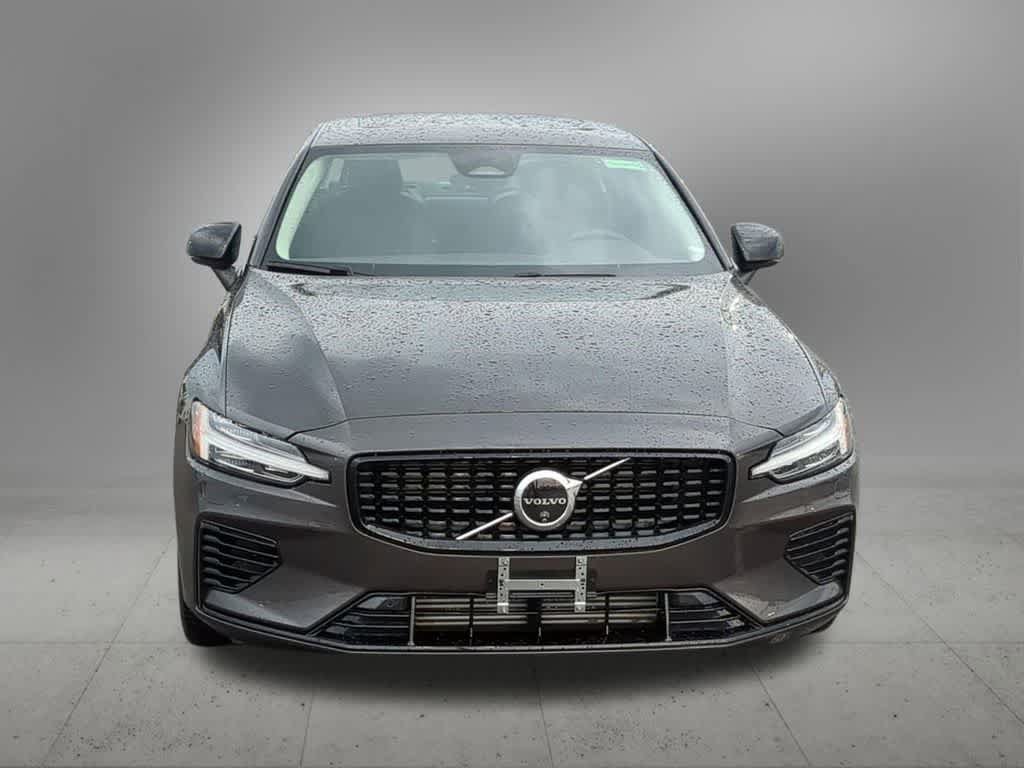 Certified 2025 Volvo S60 T8 Plus AWD/4WD image 9