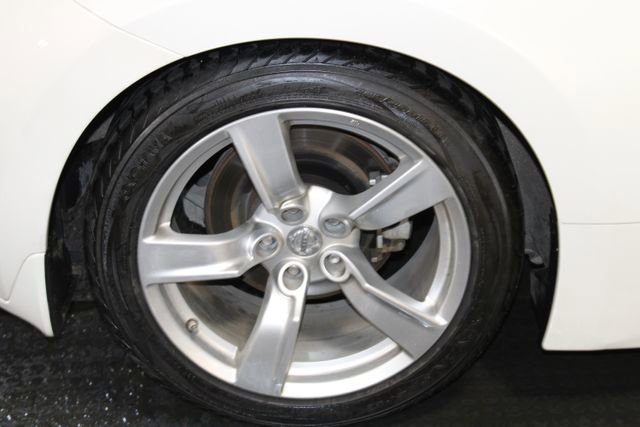 Used 2012 Nissan 370Z Touring RWD image 27