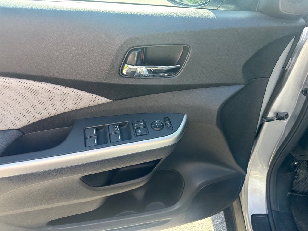 Used 2015 Honda CR-V EX-L image 12