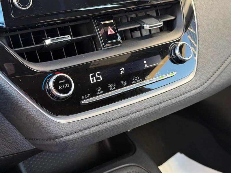Used 2020 Toyota Corolla SE FWD image 28