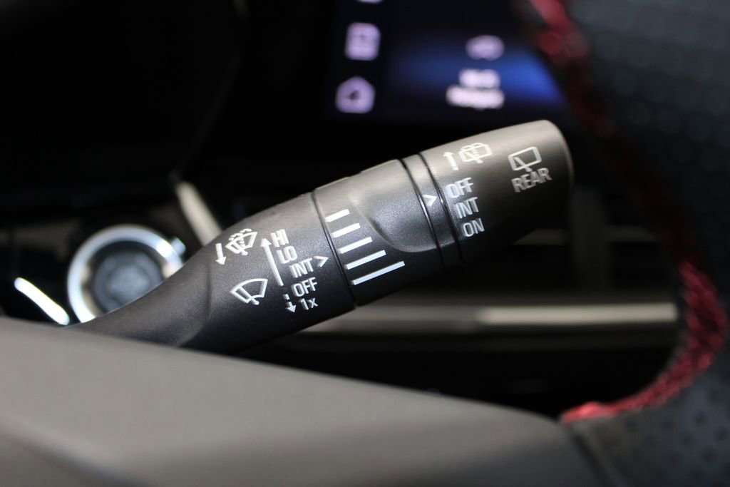 New 2026 Chevrolet Trax RS w/ Sunroof Package image 33