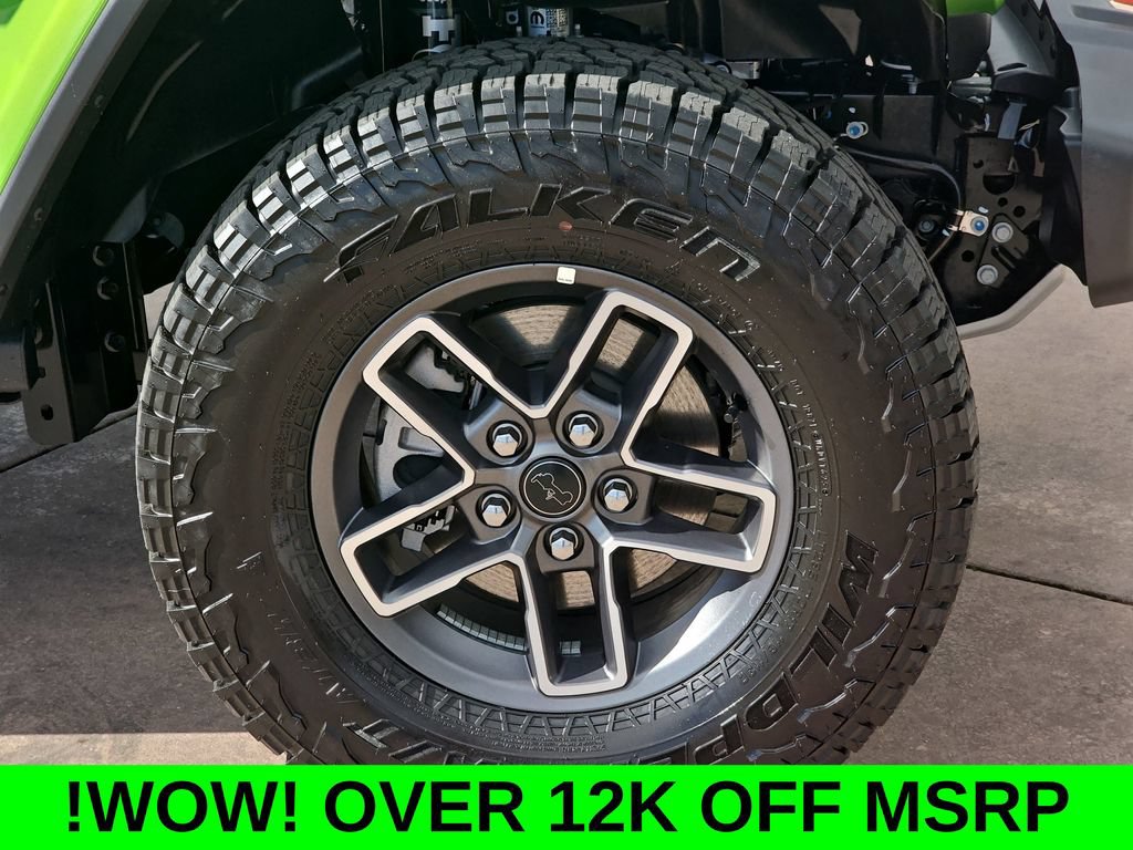 New 2025 Jeep Gladiator Mojave w/ Convenience Group AWD/4WD image 38