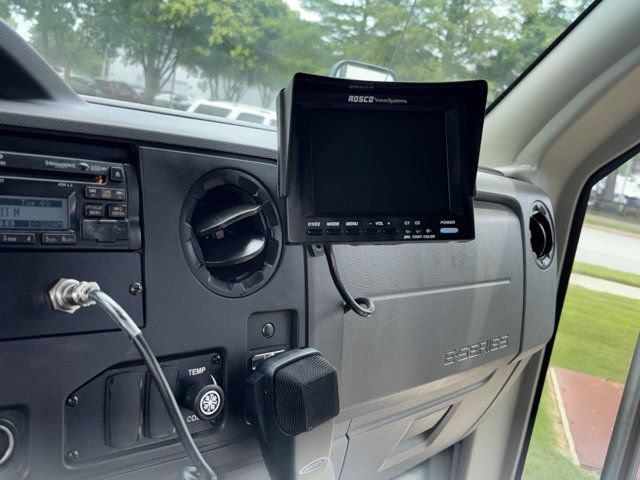 Used 2015 Ford E-350 and Econoline 350 Super Duty RWD image 24