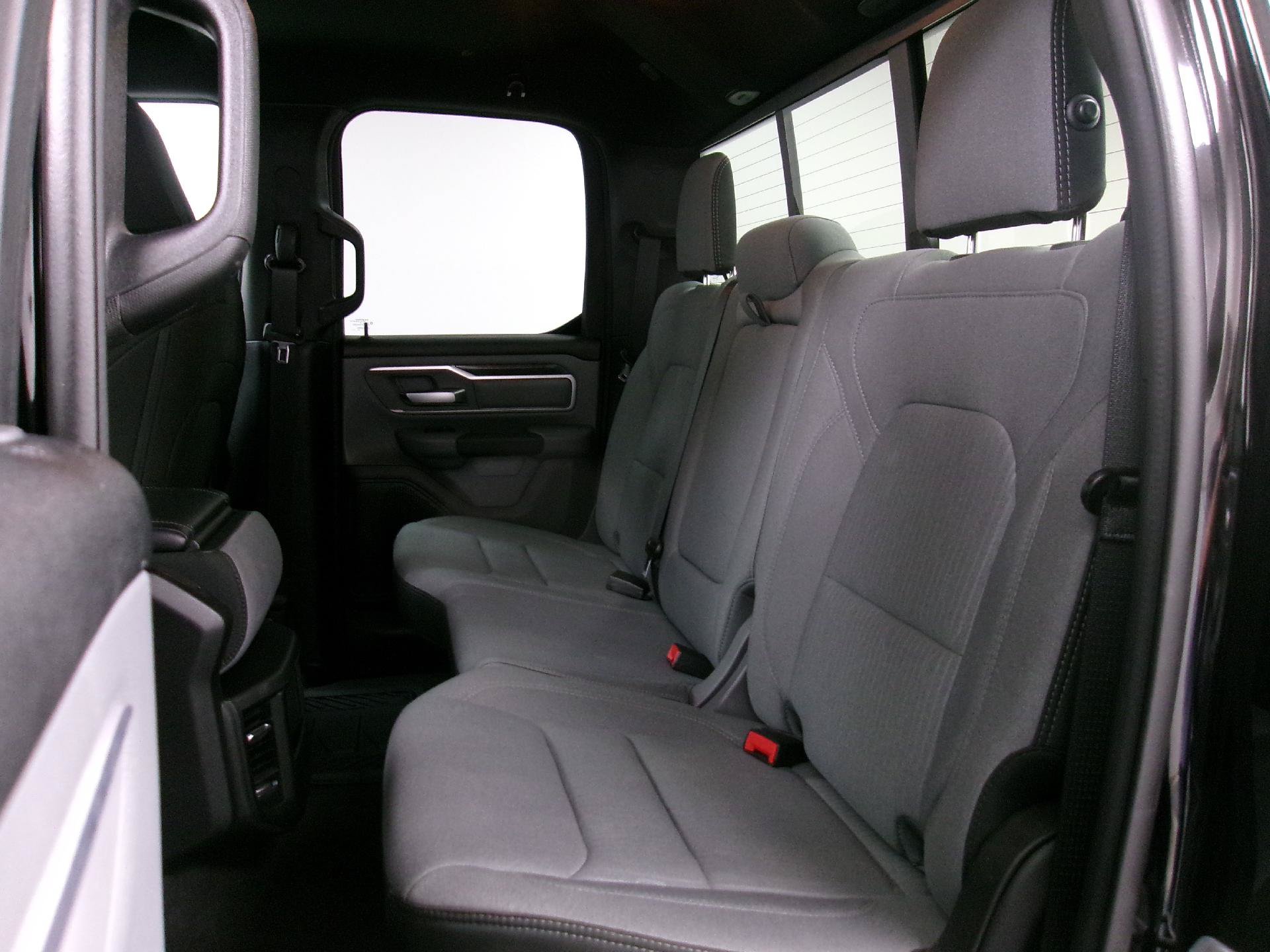 Used 2021 RAM 1500 Big Horn AWD/4WD image 9