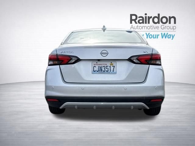 Used 2023 Nissan Versa SV FWD image 6