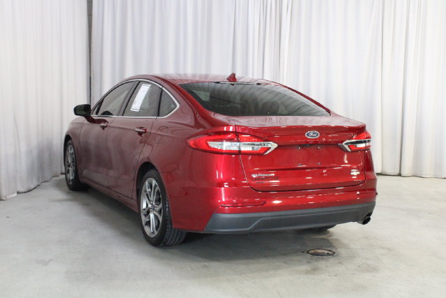 Used 2019 Ford Fusion SEL FWD image 22