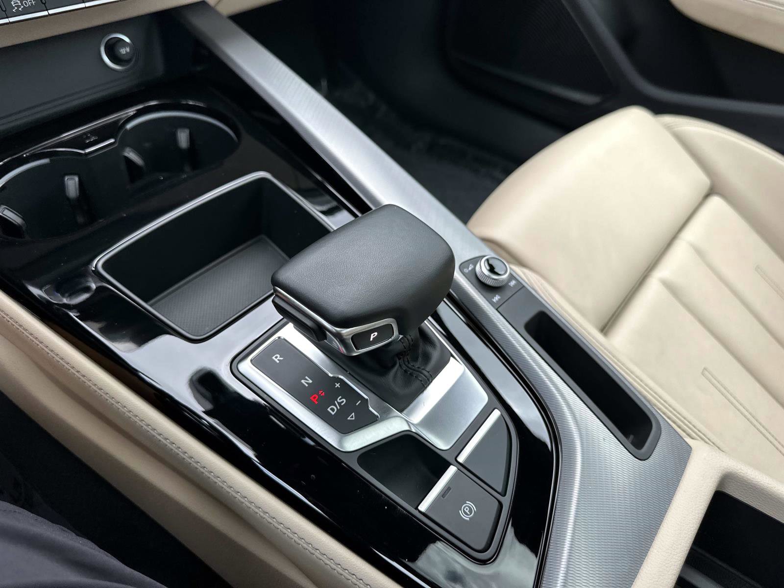 Used 2024 Audi A4 2.0T Premium Plus w/ Premium Plus Package image 26