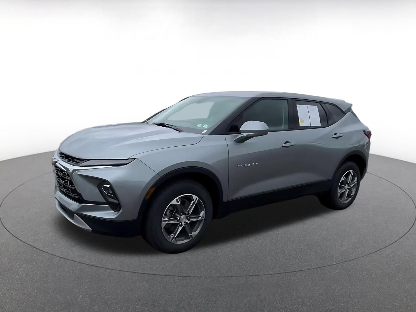 Used 2026 Chevrolet Blazer LT FWD image 7