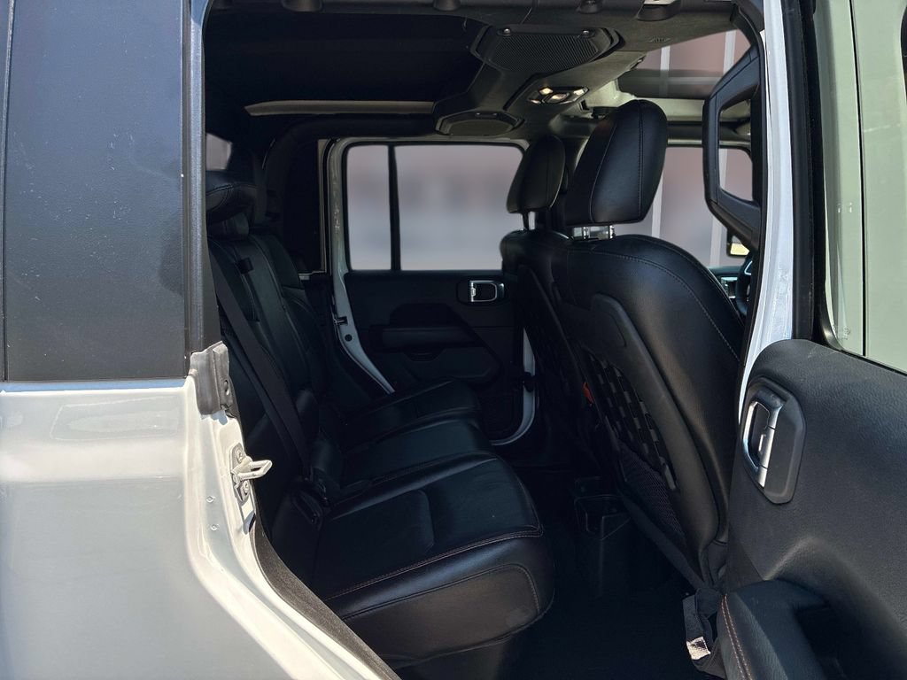 Used 2022 Jeep Gladiator Mojave w/ LED Lighting Group AWD/4WD image 11