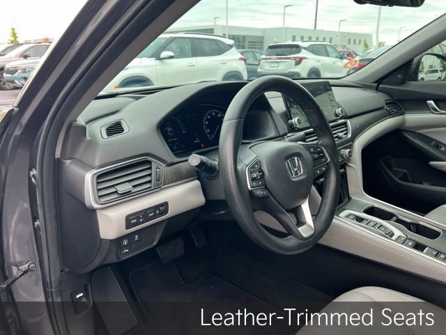 Used 2019 Honda Accord Touring image 9