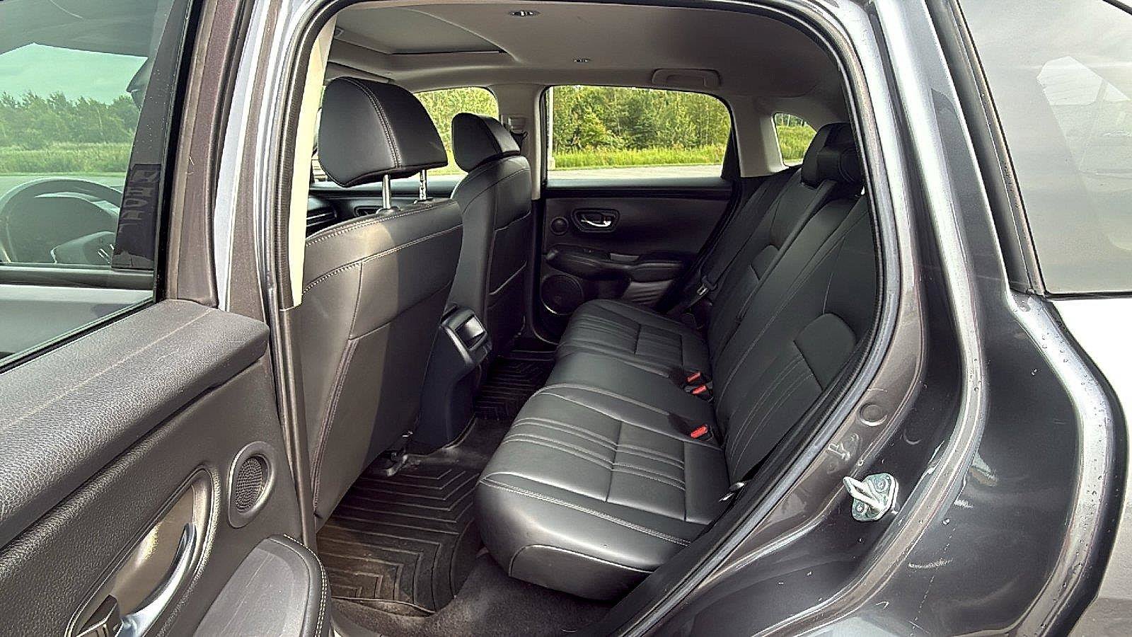 Used 2024 Honda HR-V EX-L image 23