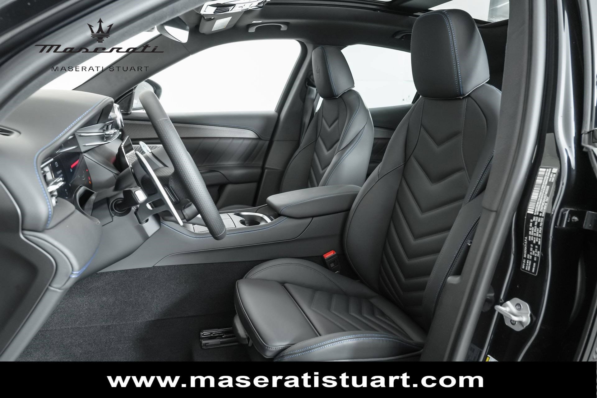 New 2025 Maserati Grecale Modena AWD/4WD image 22