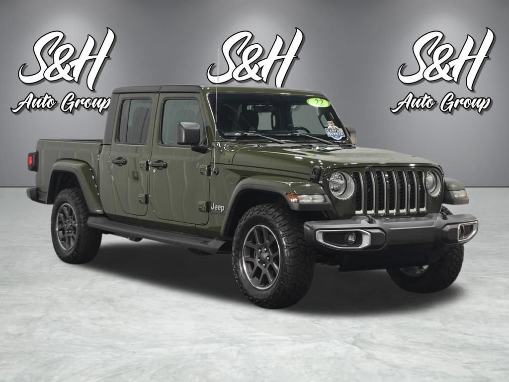 Used 2022 Jeep Gladiator Overland w/ Popular Equipment Package AWD/4WD image 2