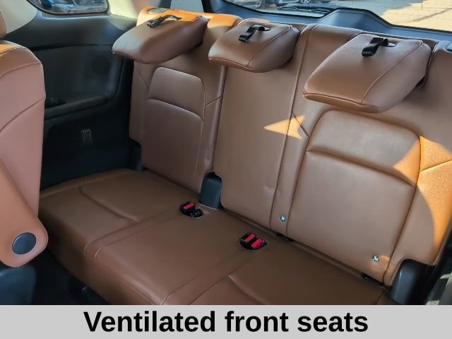 Used 2022 Nissan Pathfinder Platinum w/ Cargo Package image 14