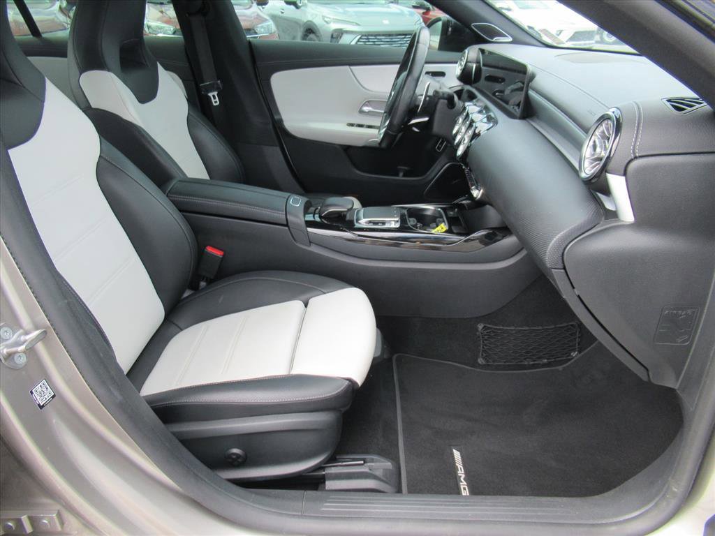 Used 2020 Mercedes-Benz CLA 35 AMG 4MATIC image 10