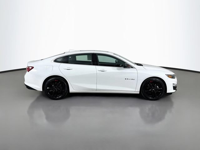 Used 2022 Chevrolet Malibu LT w/ Leather Package FWD image 14