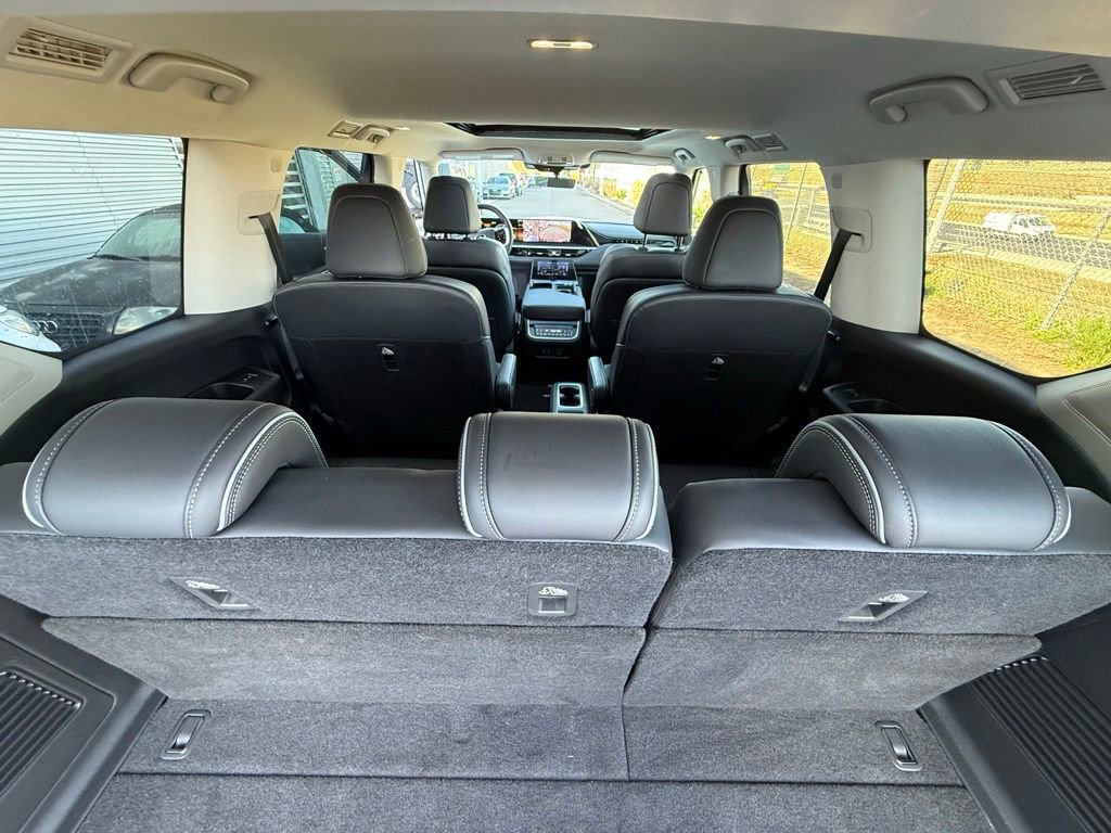 Used 2025 INFINITI QX80 Luxe image 59