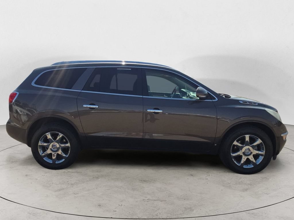 Used 2008 Buick Enclave CXL w/ Entertainment Package #3 FWD image 7