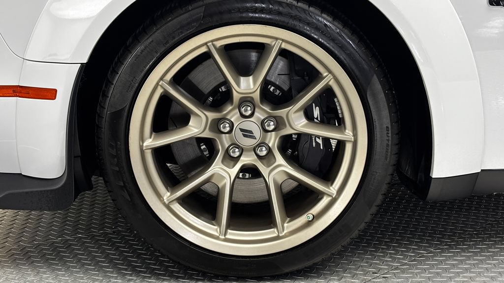 Used 2023 Dodge Challenger R/T Scat Pack RWD image 9