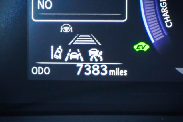 Certified 2025 Lexus UX 300h FWD w/ Accessory Package (Z2) image 9