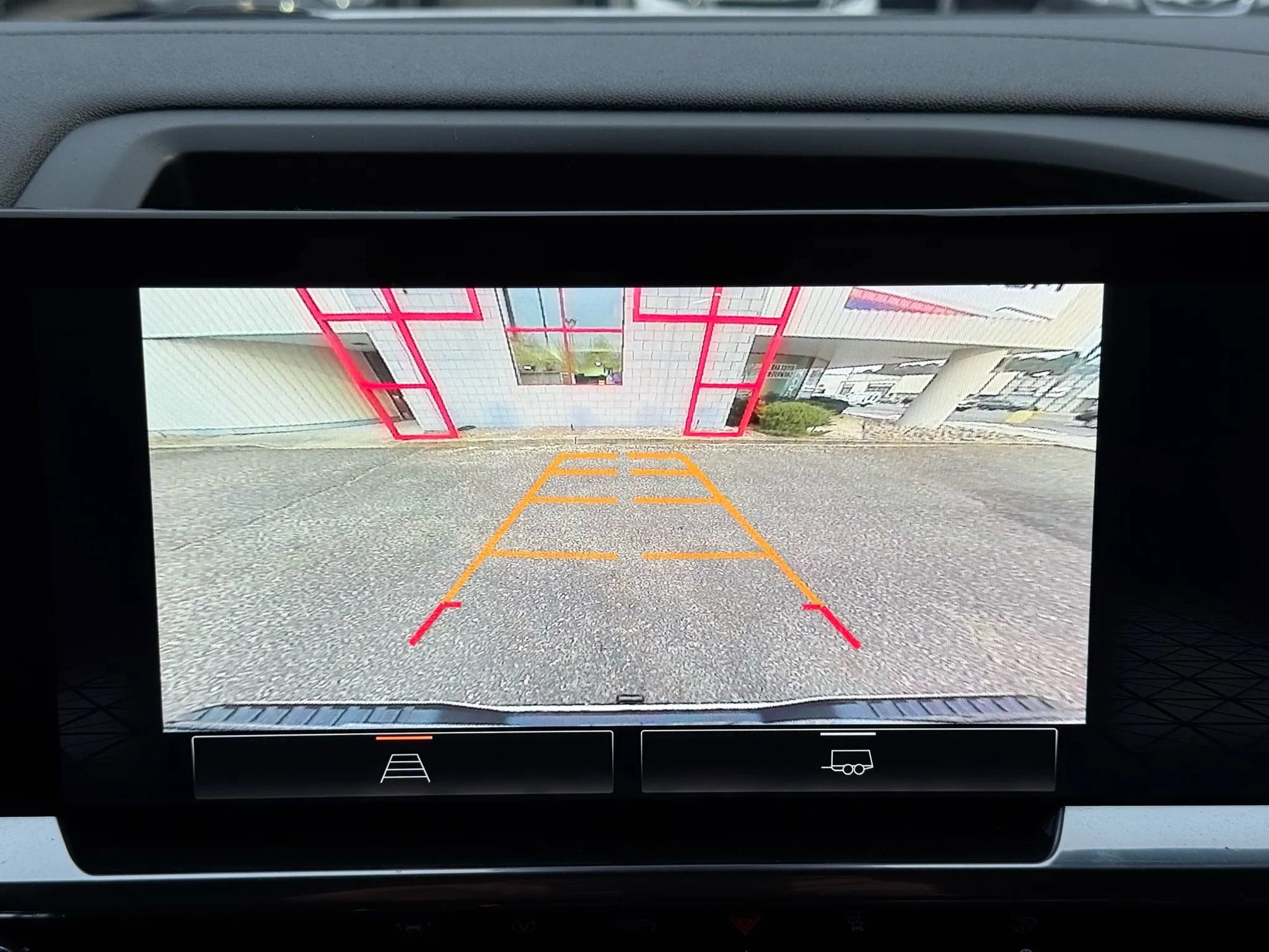 Used 2022 GMC Sierra 1500 Elevation w/ LPO, Elevation Black Package image 41