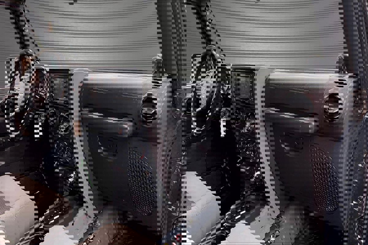 Used 2008 Jeep Wrangler Rubicon w/ PWR Convenience Group image 21