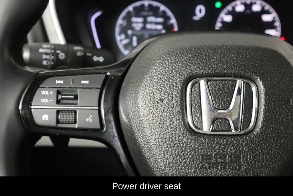 Used 2025 Honda Pilot Touring image 8