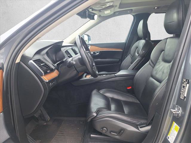Used 2018 Volvo XC90 T8 Inscription w/ Luxury Package image 11