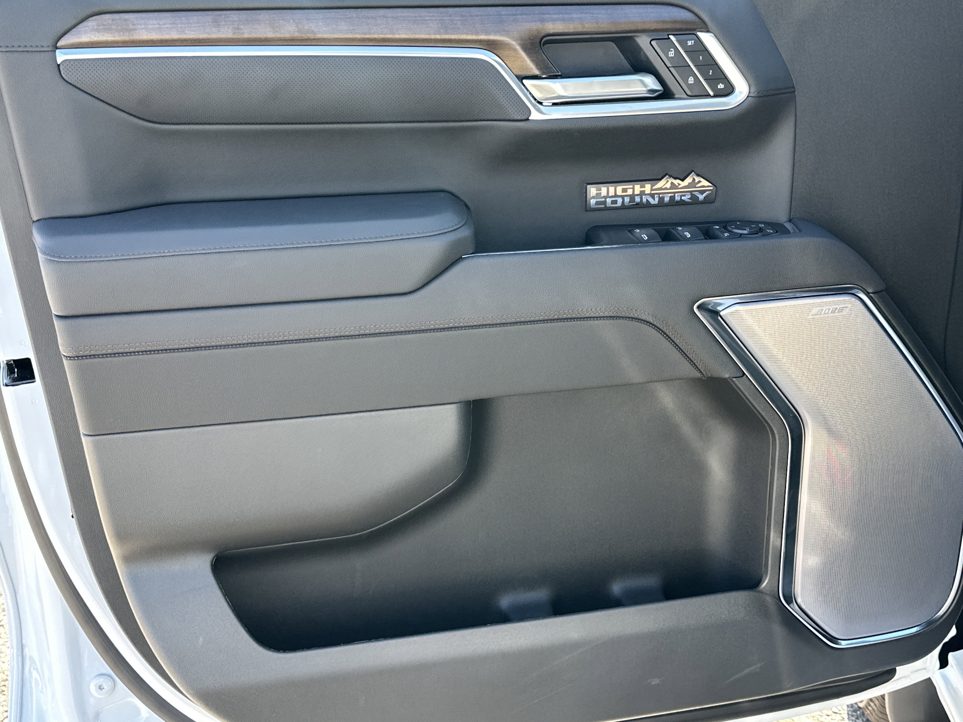 New 2026 Chevrolet Silverado 1500 High Country w/ High Country Premium Package image 10